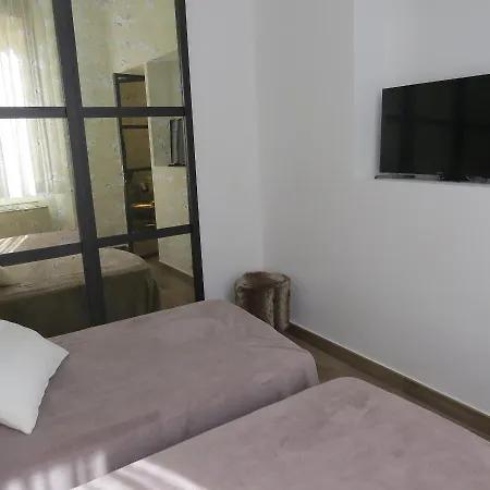 2 Pieces Rue Hoche Apartment Cannes