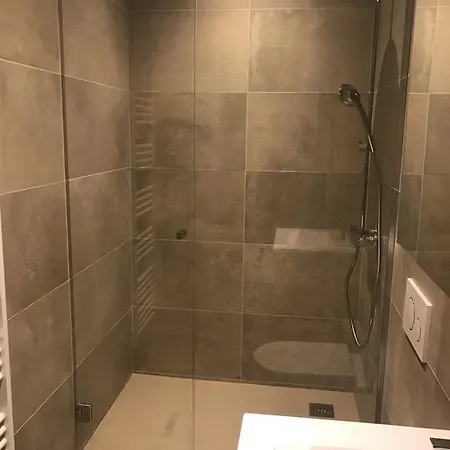 2 Pieces Rue Hoche Apartment *